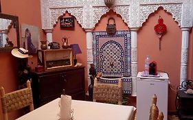 Riad Tifor